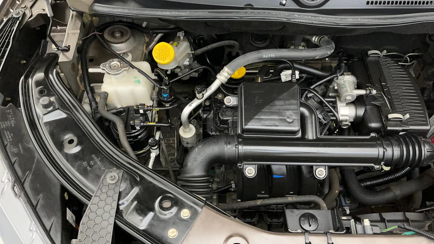 2022 Nissan MAGNITE XV MT, Petrol, Manual, 12,049 km, Engine View - Right
