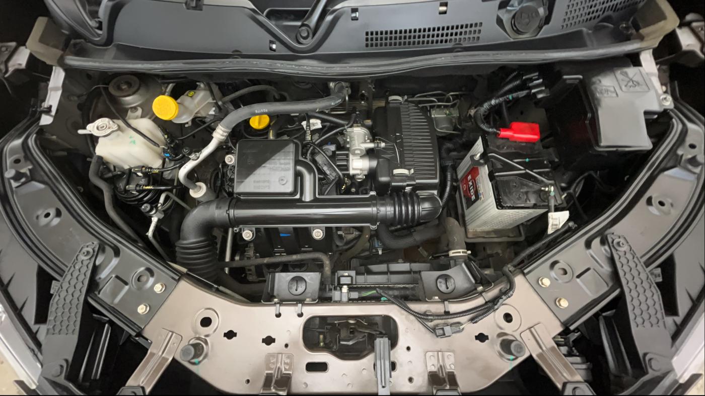2022 Nissan MAGNITE XV MT, Petrol, Manual, 12,049 km, Engine View