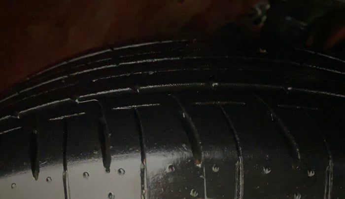 2024 Maruti Celerio ZXI AMT, Petrol, Automatic, 5,823 km, Right Front Tyre Tread