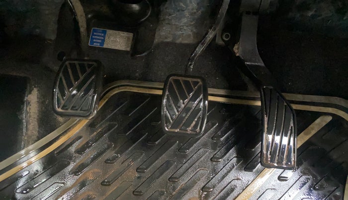 2018 Maruti S Cross ALPHA 1.3, Diesel, Manual, 60,172 km, Pedals