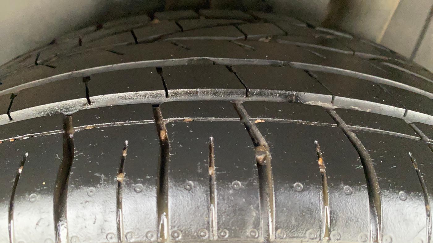 2018 Maruti S Cross ALPHA 1.3, Diesel, Manual, 60,172 km, Left Rear Tyre Tread