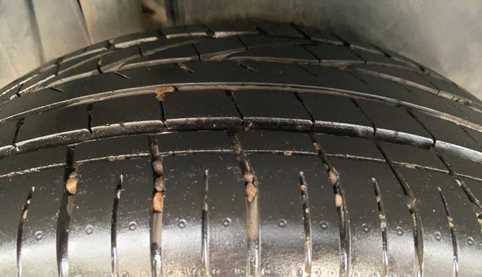 2018 Maruti S Cross ALPHA 1.3, Diesel, Manual, 60,172 km, Right Rear Tyre Tread