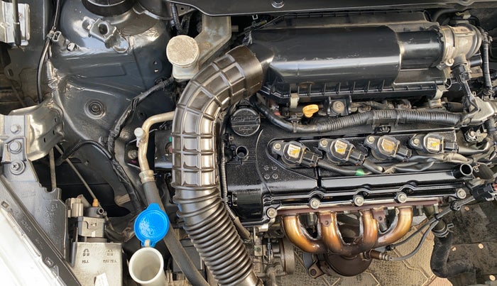 2018 Maruti Dzire ZXI AMT, Petrol, Automatic, 79,731 km, Engine View - Right