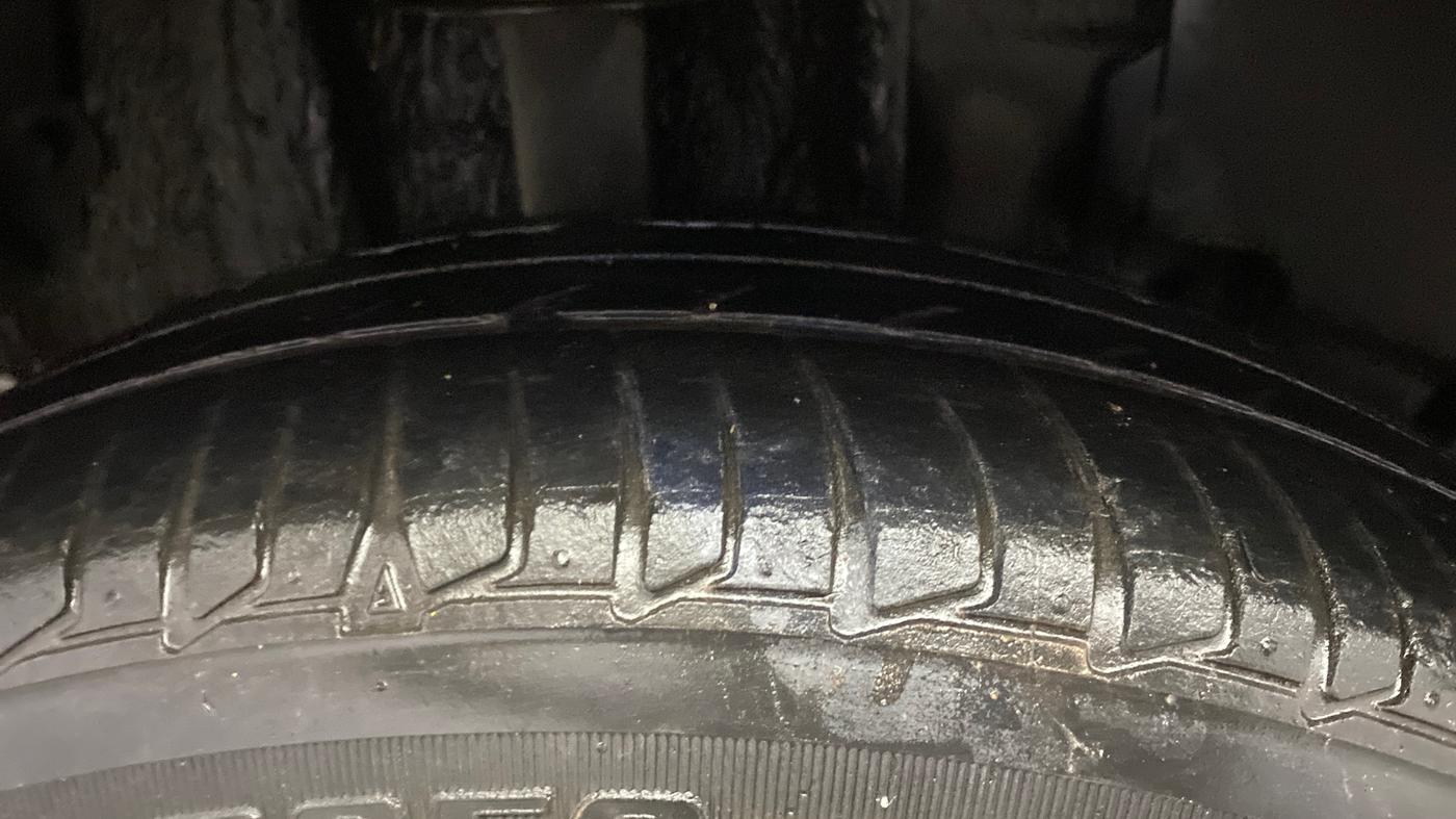 2019 Tata TIGOR XZ PLUS PETROL, Petrol, Manual, 31,173 km, Right Rear Tyre Tread