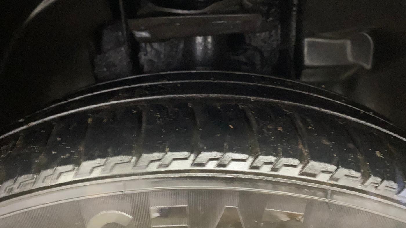 2019 Tata TIGOR XZ PLUS PETROL, Petrol, Manual, 31,173 km, Right Front Tyre Tread
