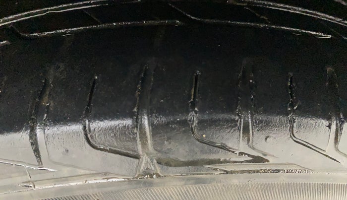 2022 Tata NEXON XZ PLUS PETROL SUNROOF, Petrol, Manual, 38,517 km, Left Front Tyre Tread