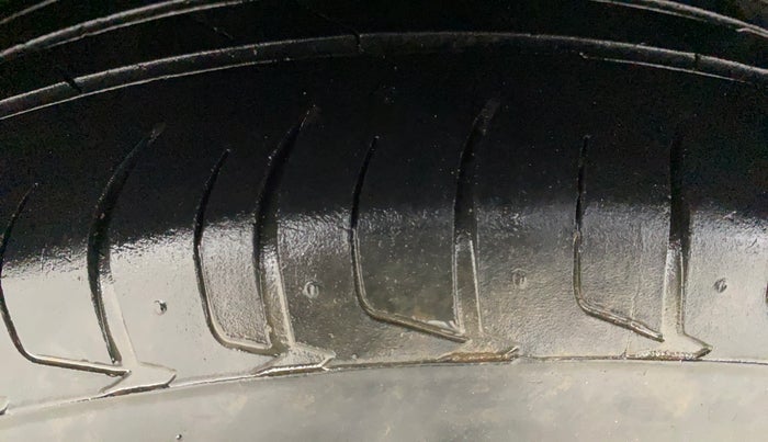 2022 Tata NEXON XZ PLUS PETROL SUNROOF, Petrol, Manual, 38,517 km, Right Rear Tyre Tread