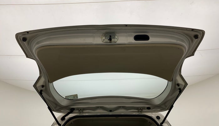 2014 Maruti Ertiga VXI, Petrol, Manual, 56,777 km, Boot Door Open