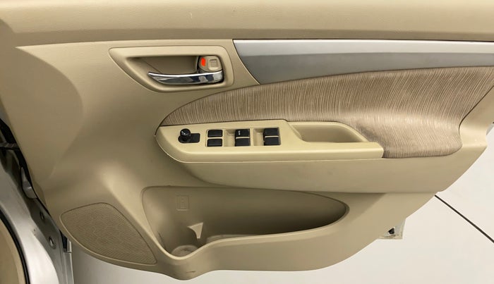 2014 Maruti Ertiga VXI, Petrol, Manual, 56,777 km, Driver Side Door Panels Control