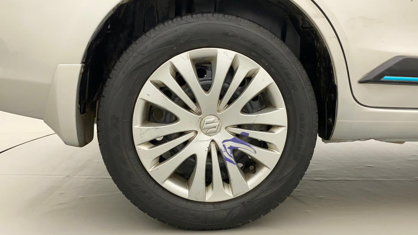 2014 Maruti Ertiga VXI, Petrol, Manual, 56,777 km, Right Rear Wheel