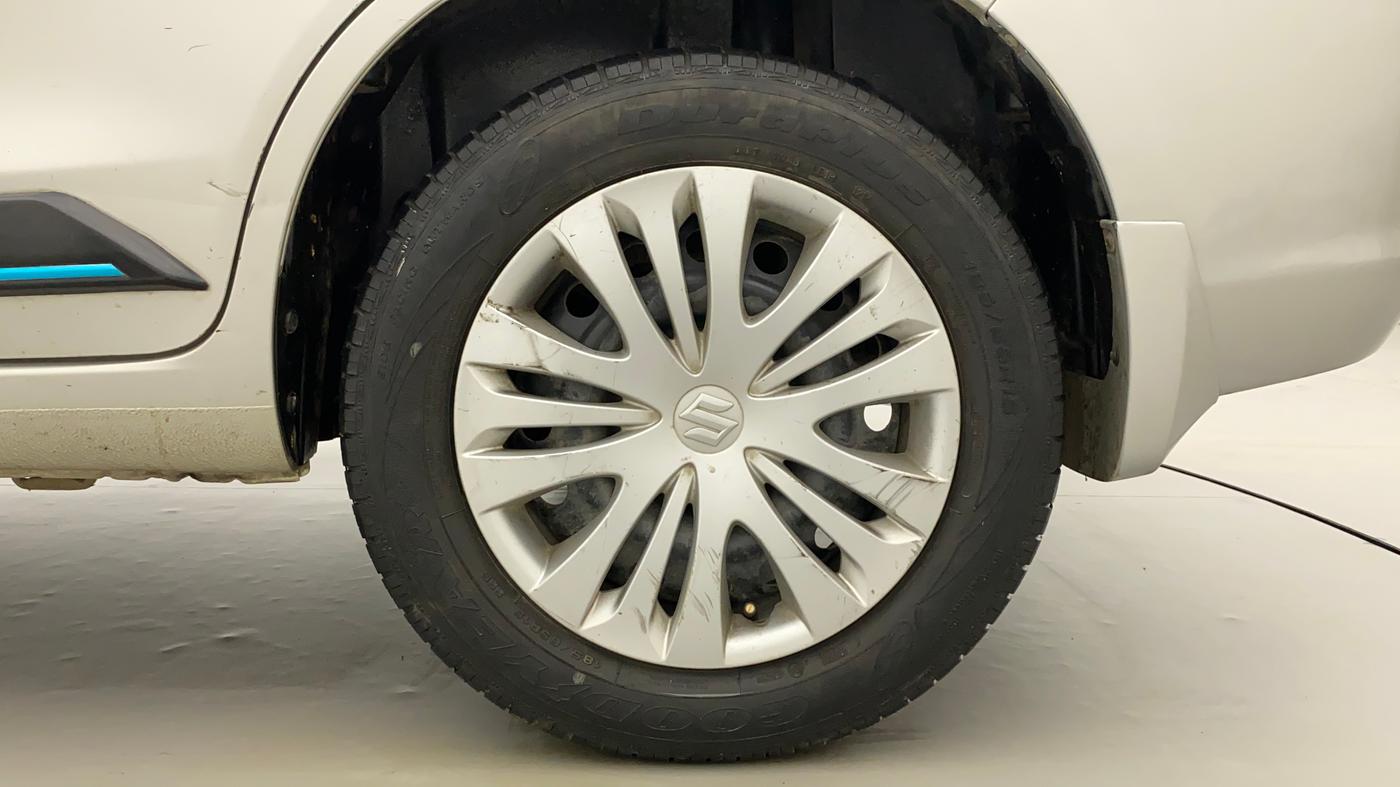2014 Maruti Ertiga VXI, Petrol, Manual, 56,777 km, Left Rear Wheel