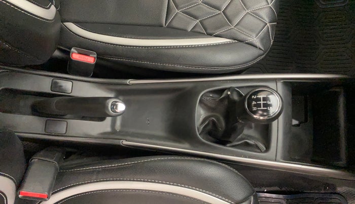 2020 Maruti Baleno DELTA PETROL 1.2, Petrol, Manual, 70,167 km, Gear Lever