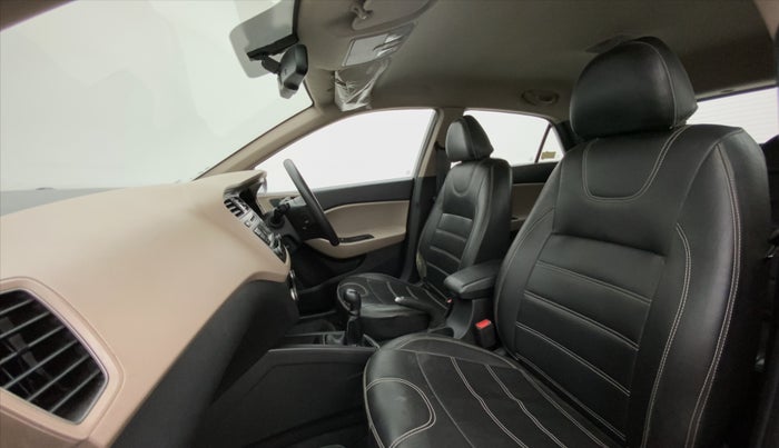 2015 Hyundai Elite i20 SPORTZ 1.2, Petrol, Manual, 87,676 km, Right Side Front Door Cabin