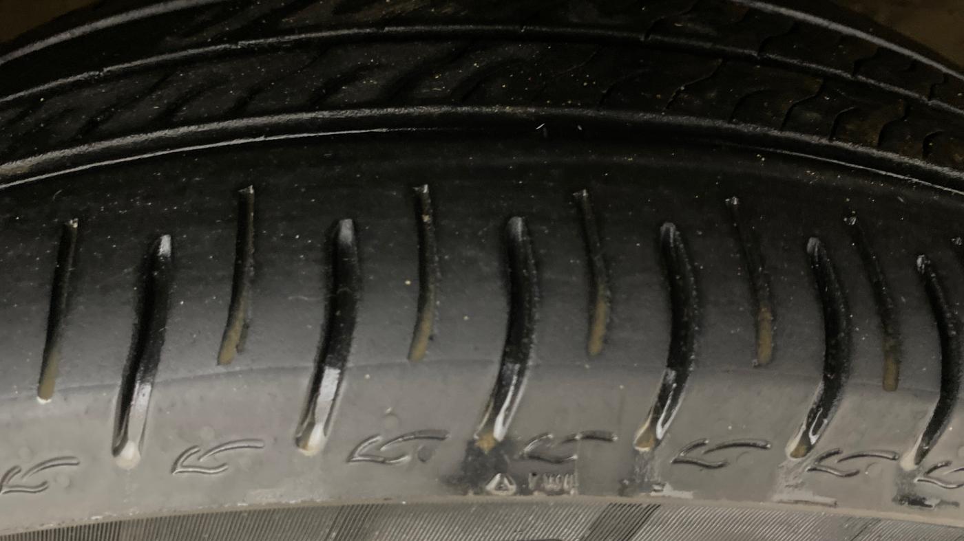 2023 Maruti FRONX DELTA PLUS 1.2MT, Petrol, Manual, 78,482 km, Right Front Tyre Tread