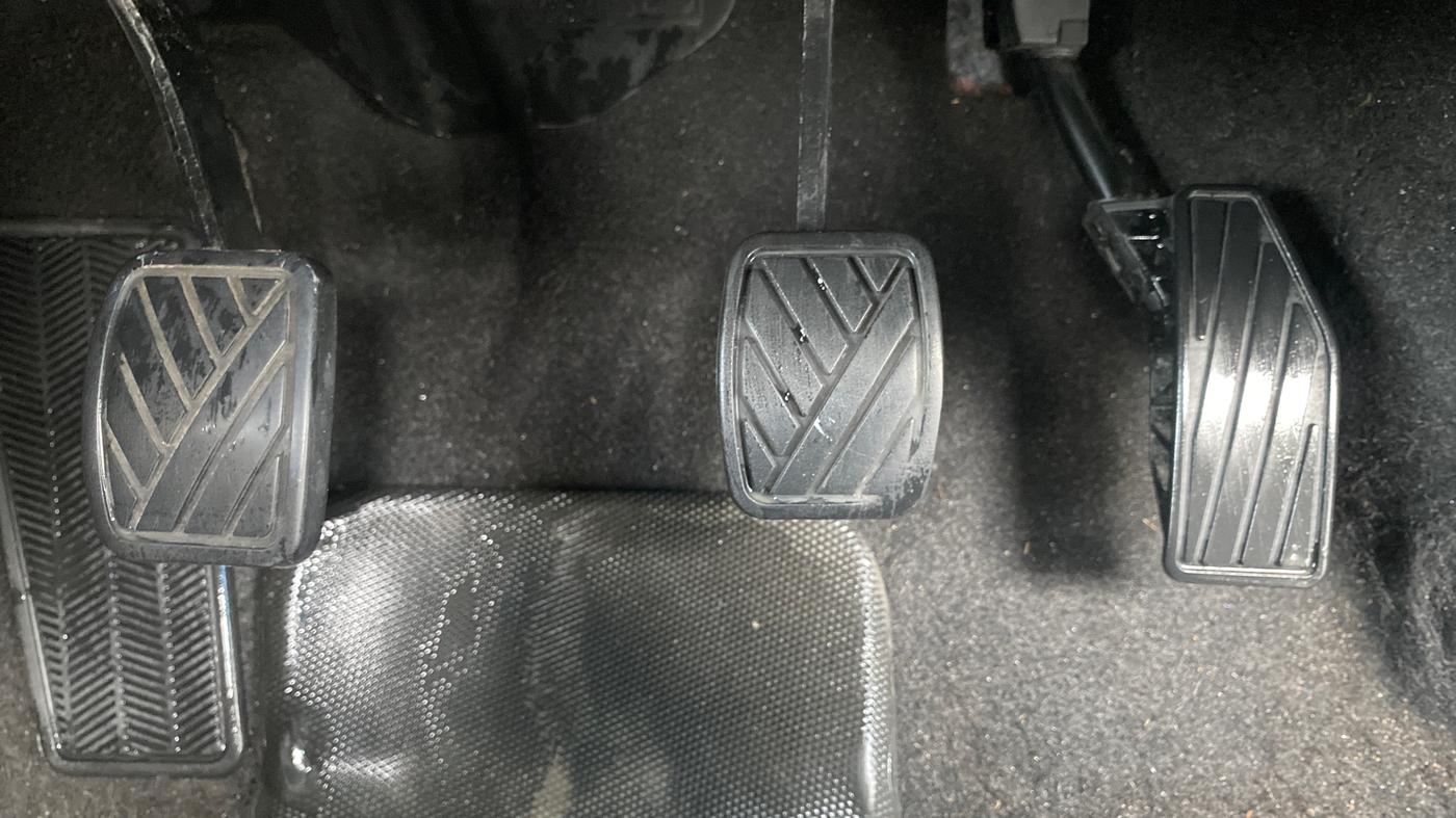 2023 Maruti FRONX DELTA PLUS 1.2MT, Petrol, Manual, 78,482 km, Pedals