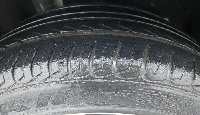 2015 Ford Ecosport 1.5 TITANIUMTDCI OPT, Diesel, Manual, 47,234 km, Right Rear Tyre Tread