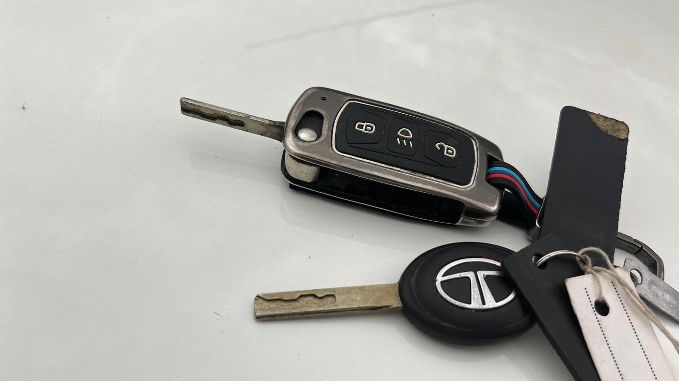 2022 Tata Tiago XT PETROL, Petrol, Manual, 31,544 km, Key Close Up