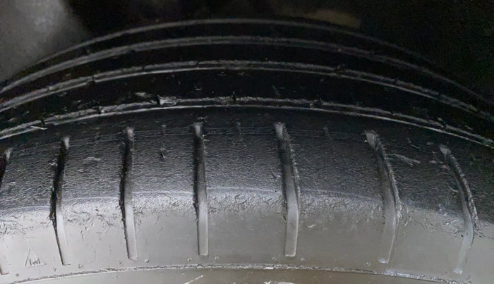2017 Volkswagen Polo GT TSI 1.2 PETROL AT, Petrol, Automatic, 76,403 km, Left Rear Tyre Tread