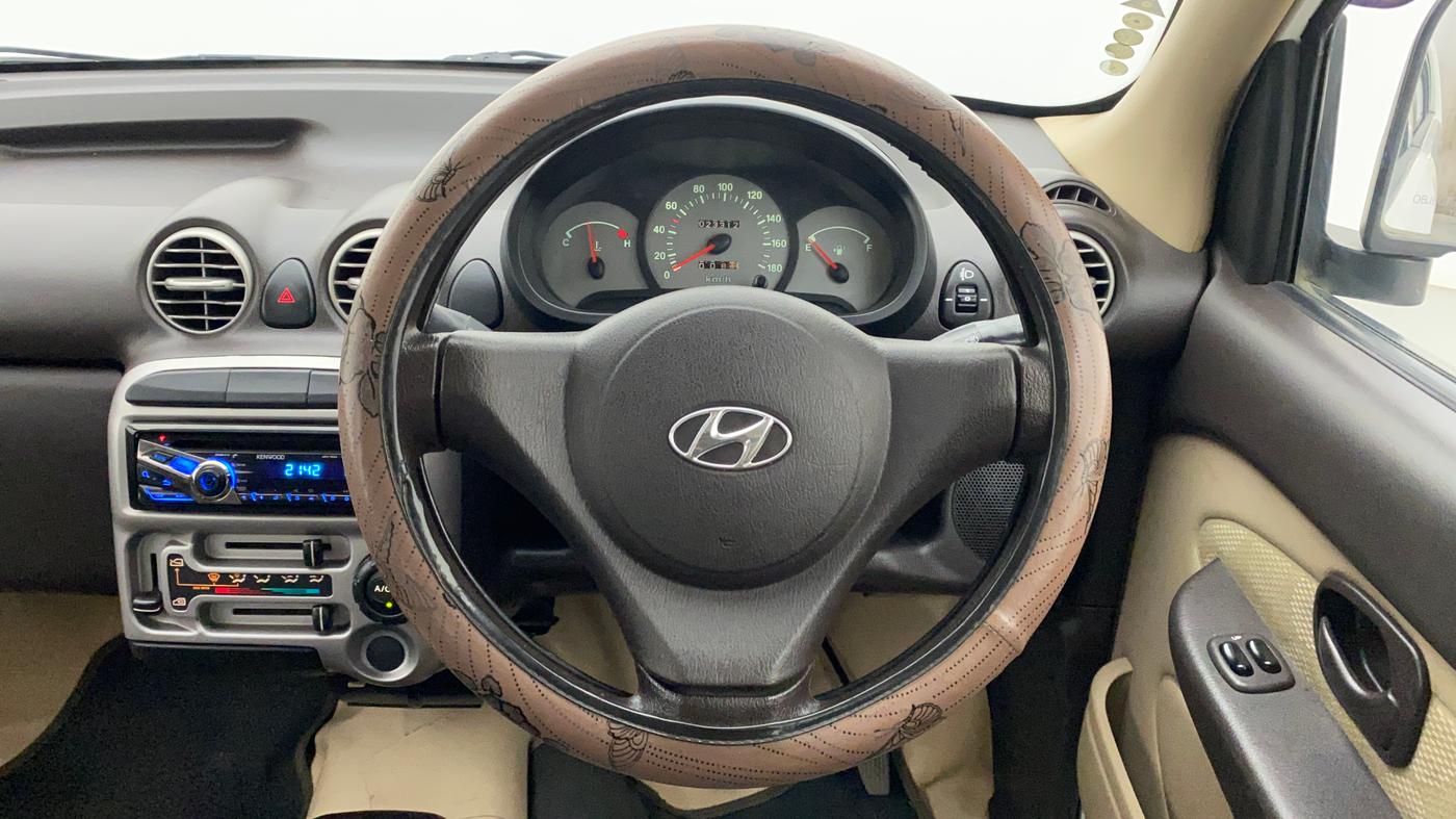 2013 Hyundai Santro Xing GL PLUS, Petrol, Manual, 23,312 km, Steering Wheel Close Up