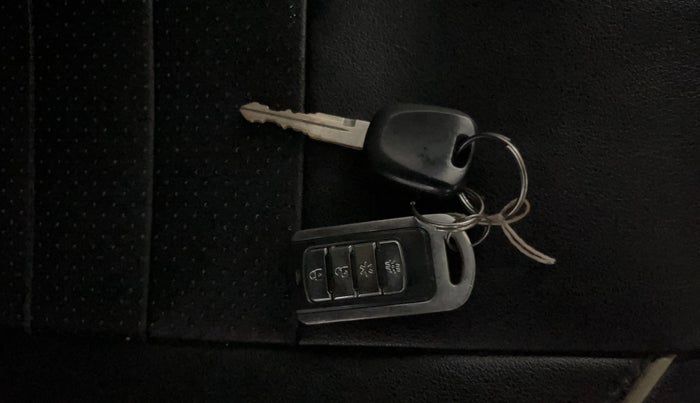 2018 Maruti Celerio LXI, Petrol, Manual, 76,803 km, Key Close Up