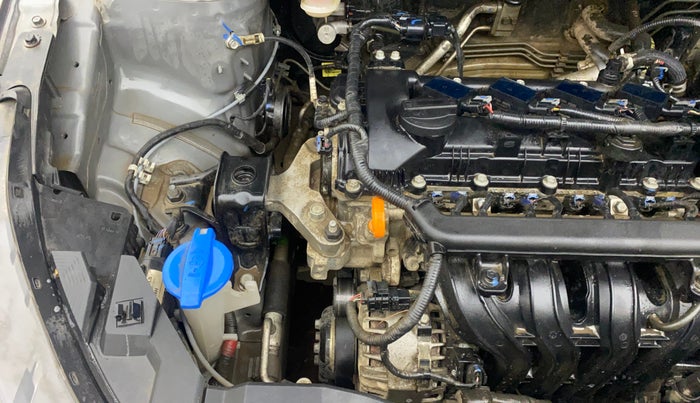 2022 Hyundai NEW I20 ASTA (O) 1.2 AT, Petrol, Automatic, 48,816 km, Engine View - Right