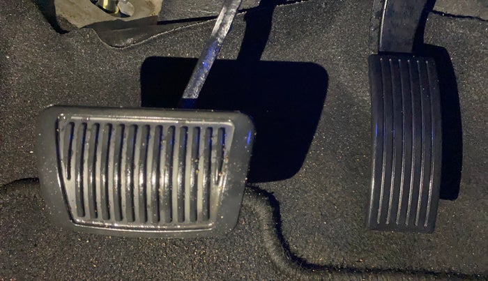 2022 Hyundai NEW I20 ASTA (O) 1.2 AT, Petrol, Automatic, 48,816 km, Pedals