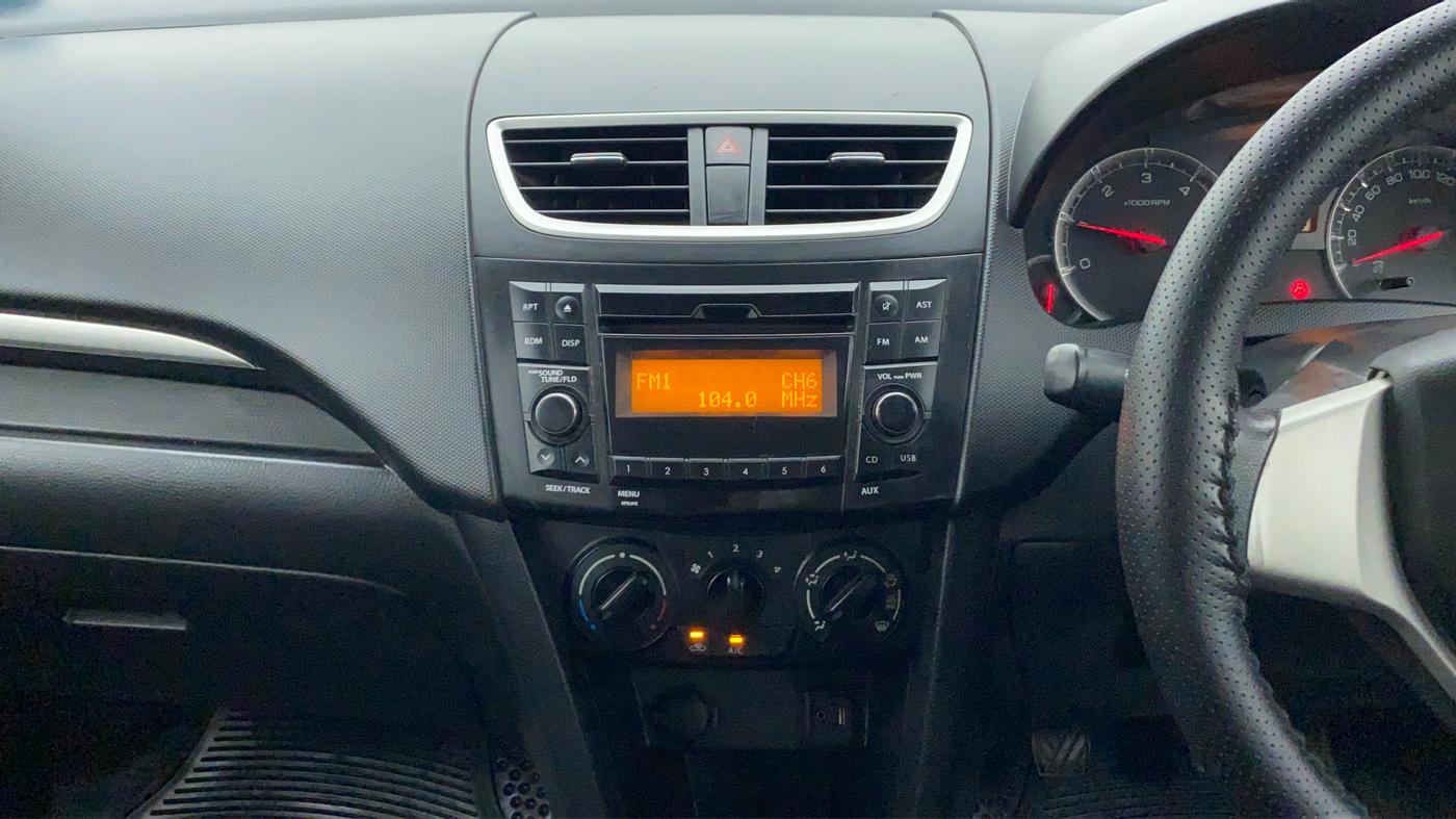 2017 Maruti Swift VDI ABS, Diesel, Manual, 1,20,288 km, Air Conditioner