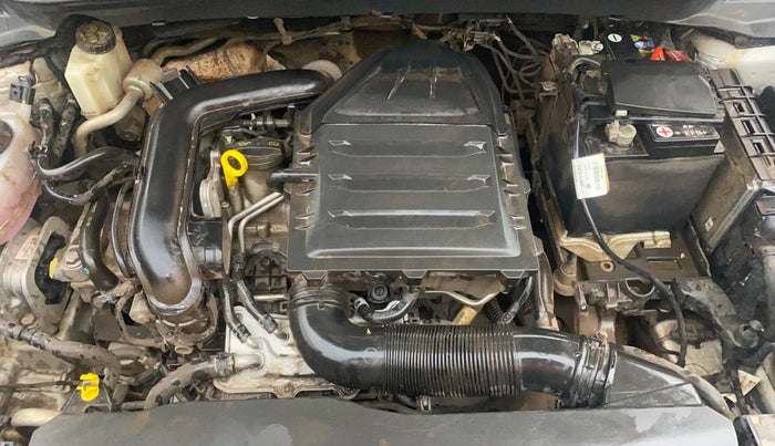 2023 Volkswagen TAIGUN HIGHLINE 1.0 TSI MT, Petrol, Manual, 48,669 km, Engine View