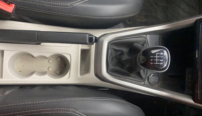 2023 Volkswagen TAIGUN HIGHLINE 1.0 TSI MT, Petrol, Manual, 48,669 km, Gear Lever