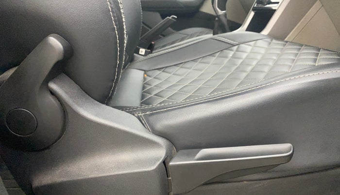 2023 Volkswagen TAIGUN HIGHLINE 1.0 TSI MT, Petrol, Manual, 48,669 km, Driver Side Adjustment Panel