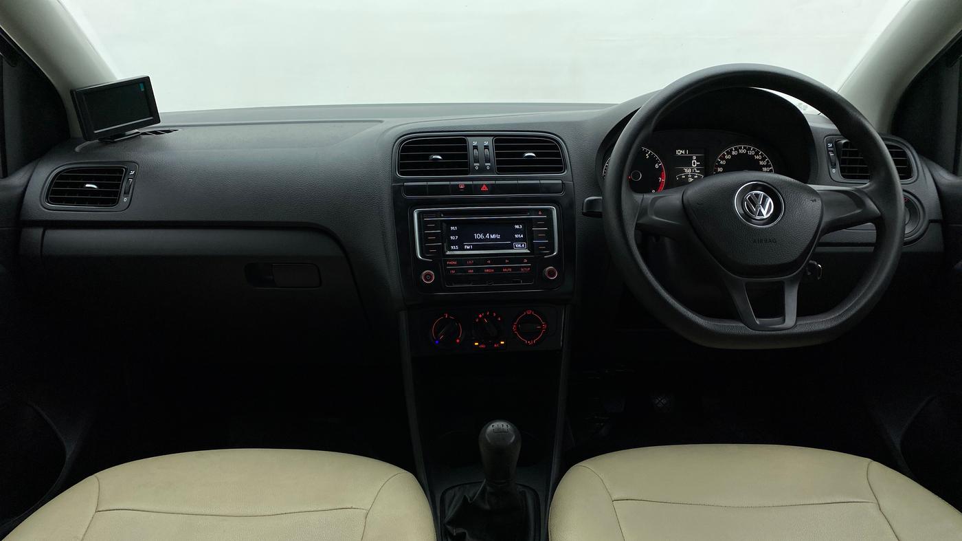 2016 Volkswagen Polo COMFORTLINE 1.2L PETROL, Petrol, Manual, 77,067 km, Dashboard