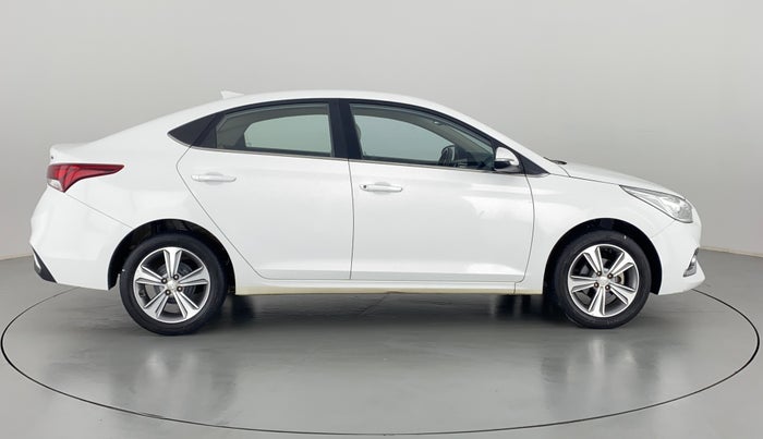 2017 Hyundai Verna 1.6 SX VTVT, Petrol, Manual, 24,434 km, Right Side View