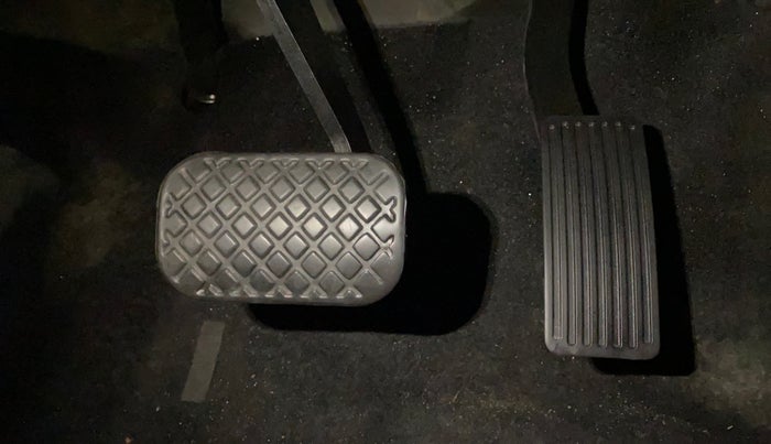 2020 MG HECTOR SHARP 1.5 DCT PETROL, Petrol, Automatic, 42,740 km, Pedals