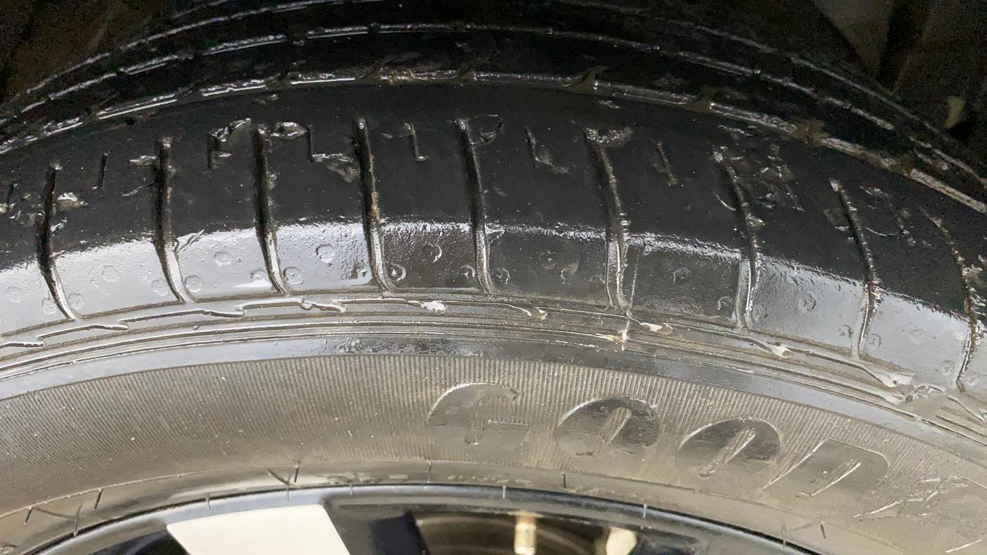 2020 MG HECTOR SHARP 1.5 DCT PETROL, Petrol, Automatic, 42,774 km, Right Front Tyre Tread