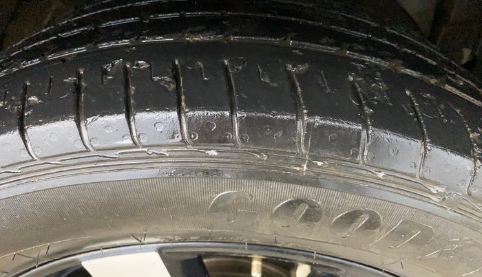 2020 MG HECTOR SHARP 1.5 DCT PETROL, Petrol, Automatic, 42,740 km, Right Front Tyre Tread