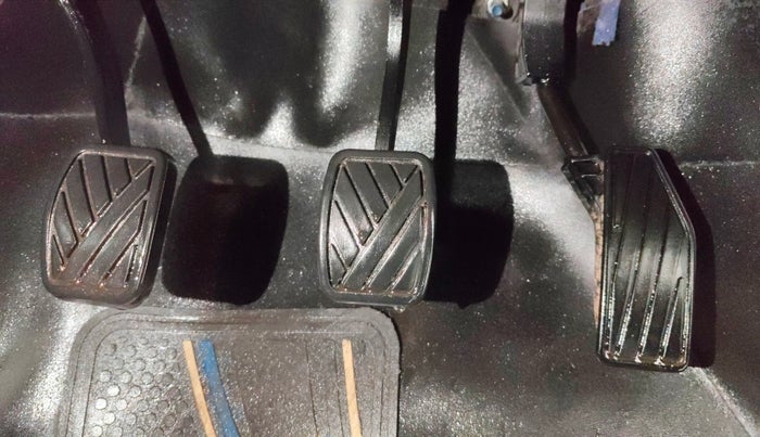 2018 Maruti Baleno DELTA PETROL 1.2, Petrol, Manual, 81,912 km, Pedals