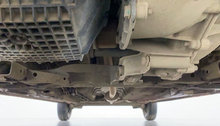 2017 Renault Kwid 1.0 RXT Opt AT, Petrol, Automatic, 21,426 km, Front Underbody