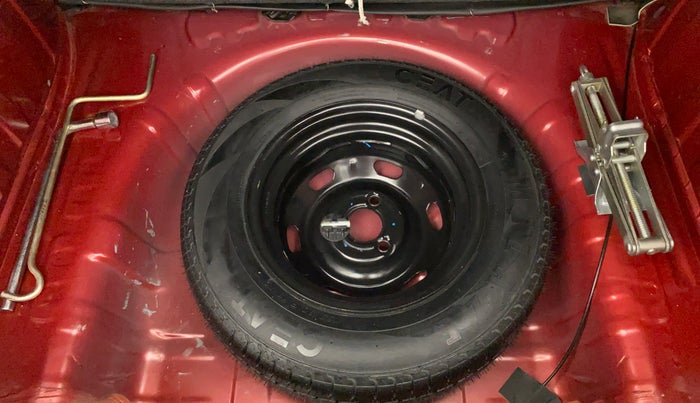 2017 Renault Kwid 1.0 RXT Opt AT, Petrol, Automatic, 21,426 km, Spare Tyre