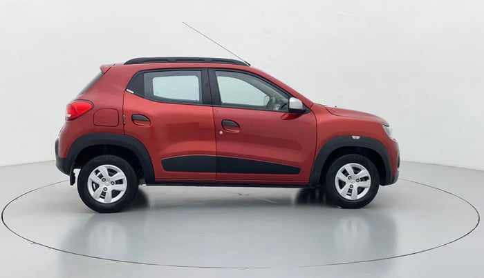 2017 Renault Kwid 1.0 RXT Opt AT, Petrol, Automatic, 21,426 km, Right Side View