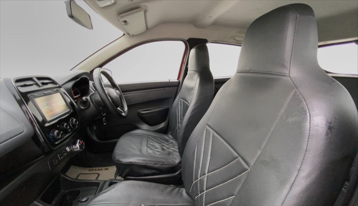 2017 Renault Kwid 1.0 RXT Opt AT, Petrol, Automatic, 21,426 km, Right Side Front Door Cabin