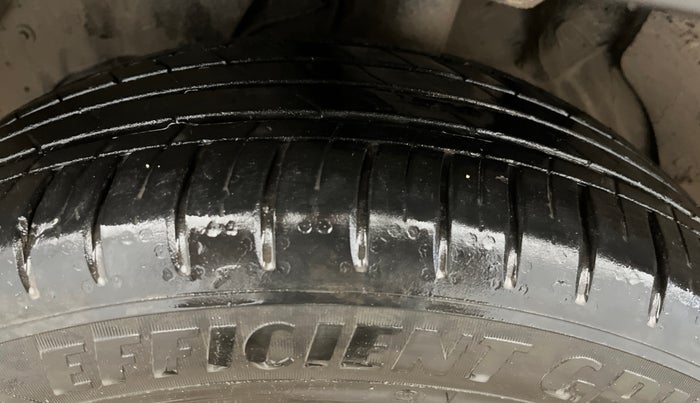 2023 MG HECTOR SHARP PRO 1.5 PETROL TURBO CVT PETROL, Petrol, Automatic, 22,677 km, Left Front Tyre Tread