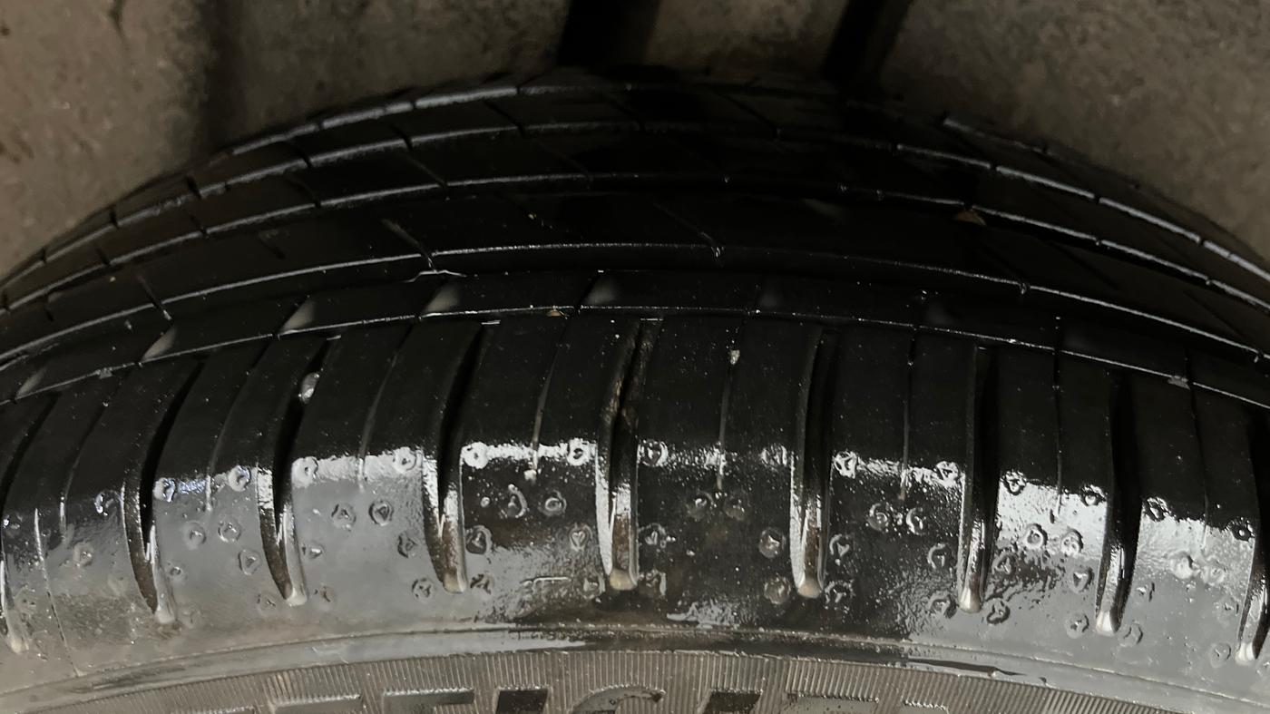 2023 MG HECTOR SHARP PRO 1.5 PETROL TURBO CVT PETROL, Petrol, Automatic, 23,038 km, Right Rear Tyre Tread