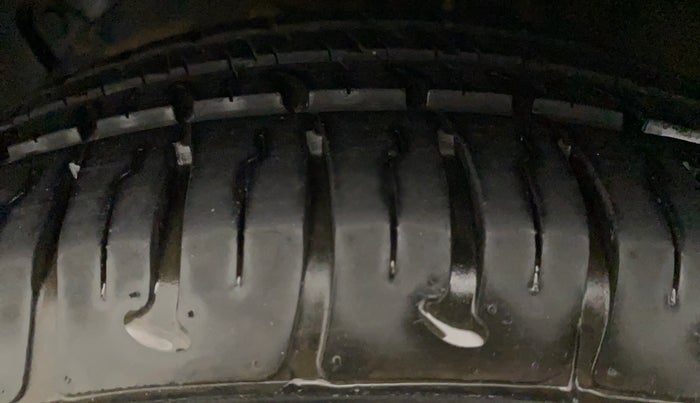 2017 Hyundai Xcent E+, Petrol, Manual, 23,024 km, Left Rear Tyre Tread
