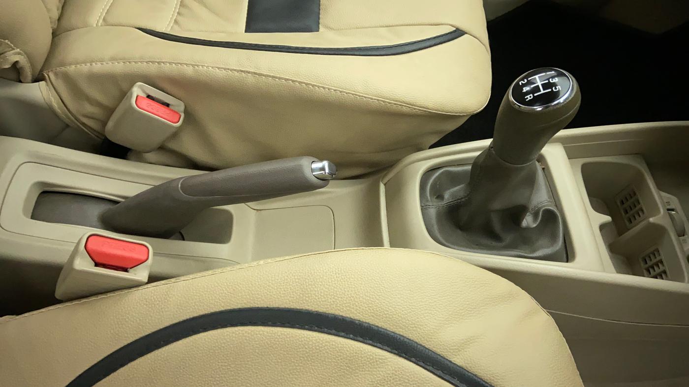 2019 Maruti Ertiga VXI SHVS, Petrol, Manual, 11,476 km, Gear Lever