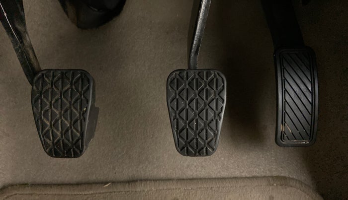 2017 Ford Figo Aspire 1.2 TITANIUM PETROL, Petrol, Manual, 42,755 km, Pedals