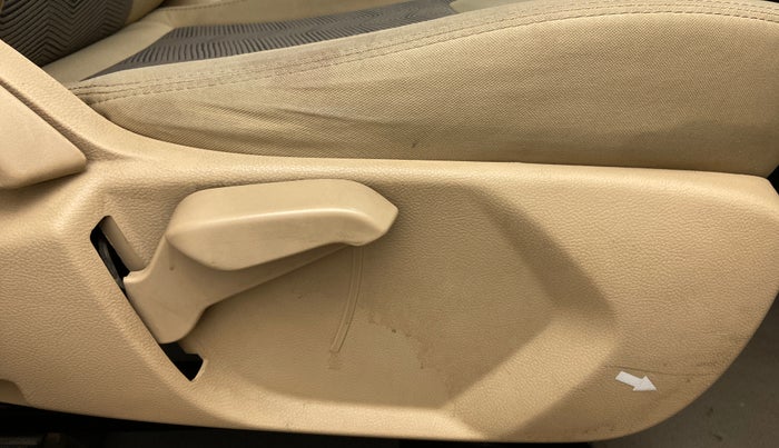 2017 Ford Figo Aspire 1.2 TITANIUM PETROL, Petrol, Manual, 42,755 km, Driver Side Adjustment Panel