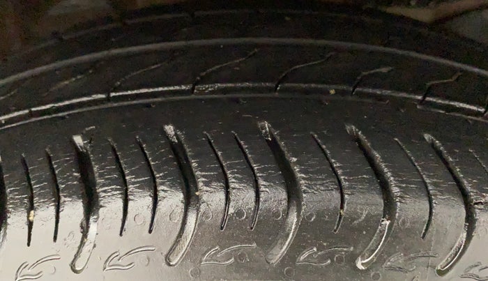 2019 Honda Amaze 1.2L I-VTEC V CVT, Petrol, Automatic, 30,095 km, Right Front Tyre Tread