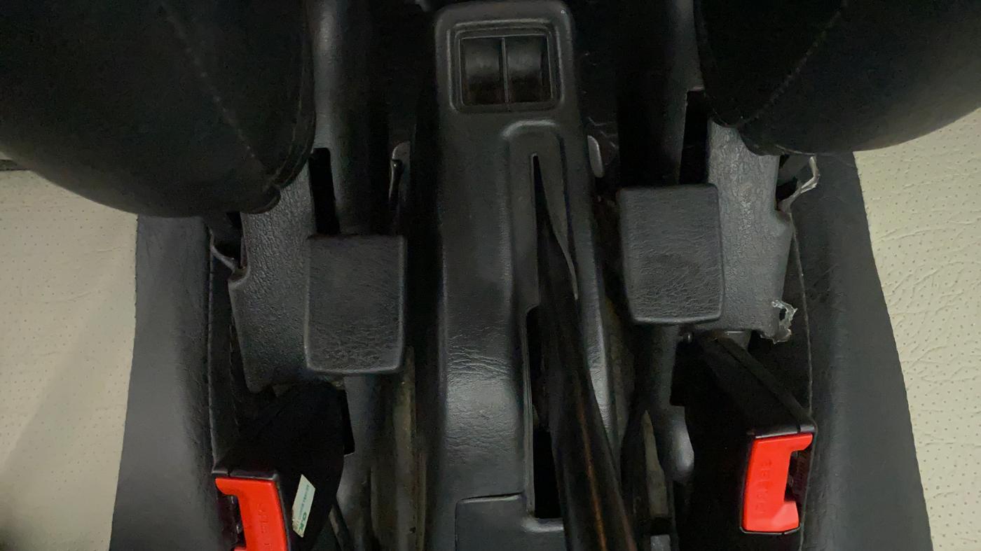 2022 Maruti Eeco 5 STR AC CNG (O), CNG, Manual, 16,717 km, Driver Side Adjustment Panel
