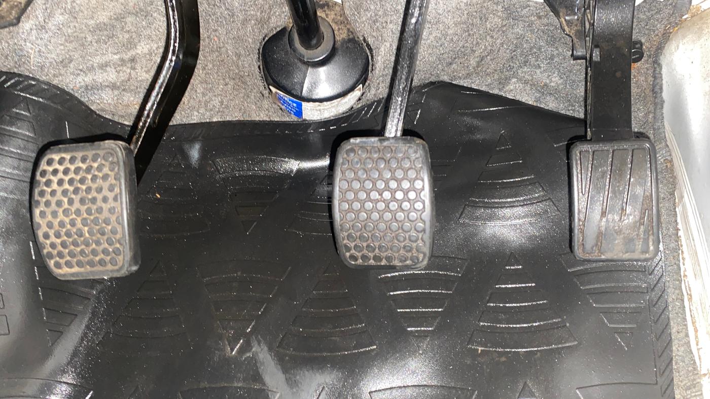 2022 Maruti Eeco 5 STR AC CNG (O), CNG, Manual, 16,717 km, Pedals