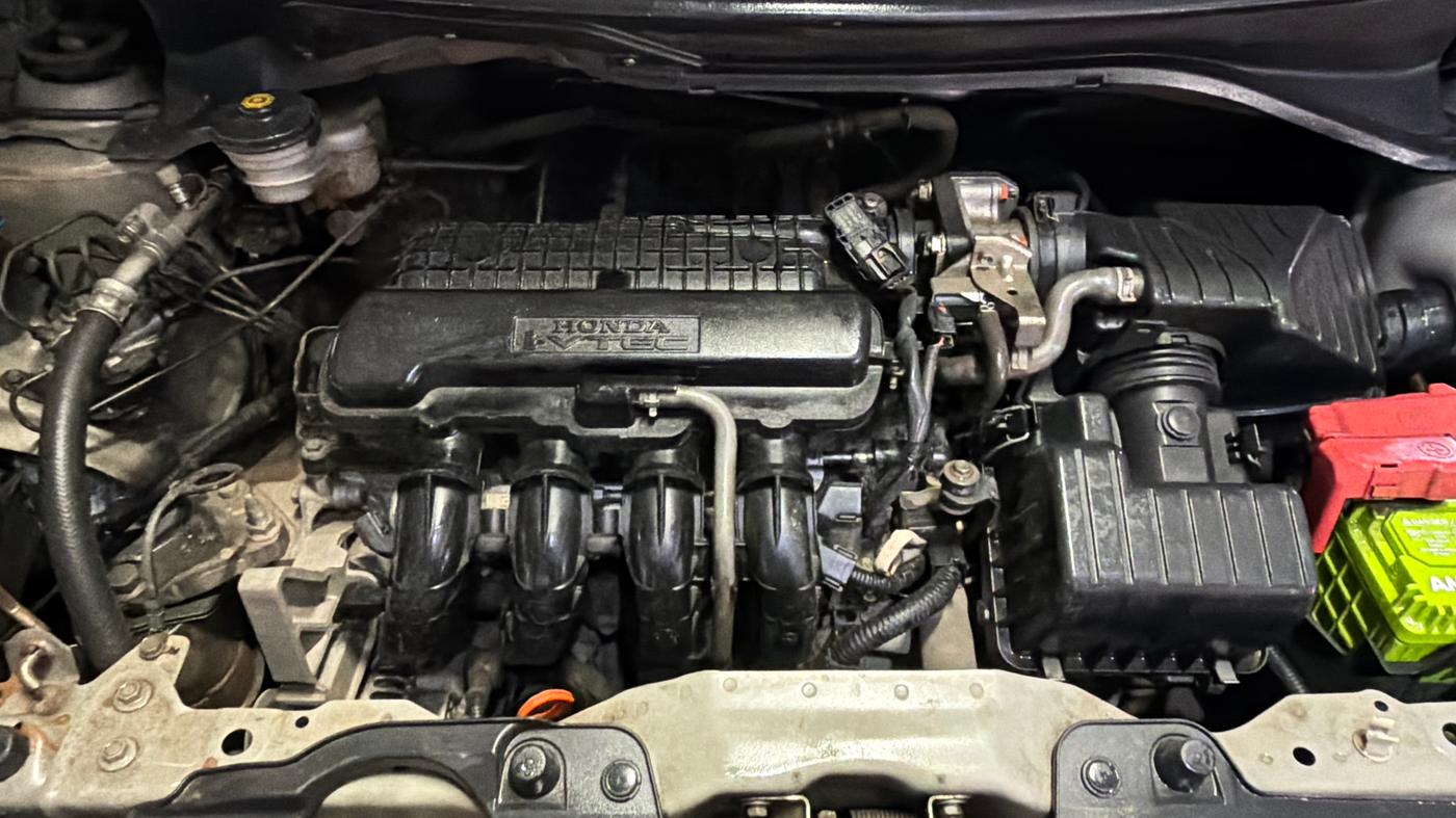 2016 Honda Brio S MT, Petrol, Manual, 28,915 km, Engine View